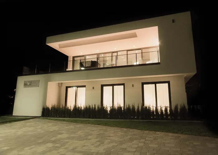 4 Апартаменти