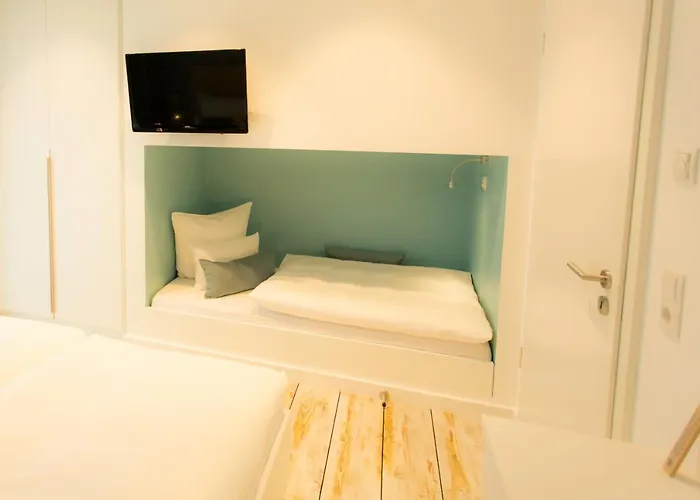 4 Апартаменти